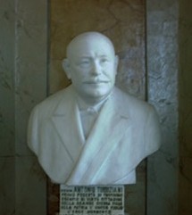 Busto marmoreo presente nella sede del Liceo Classico Norberto Turriziani - Frosinone